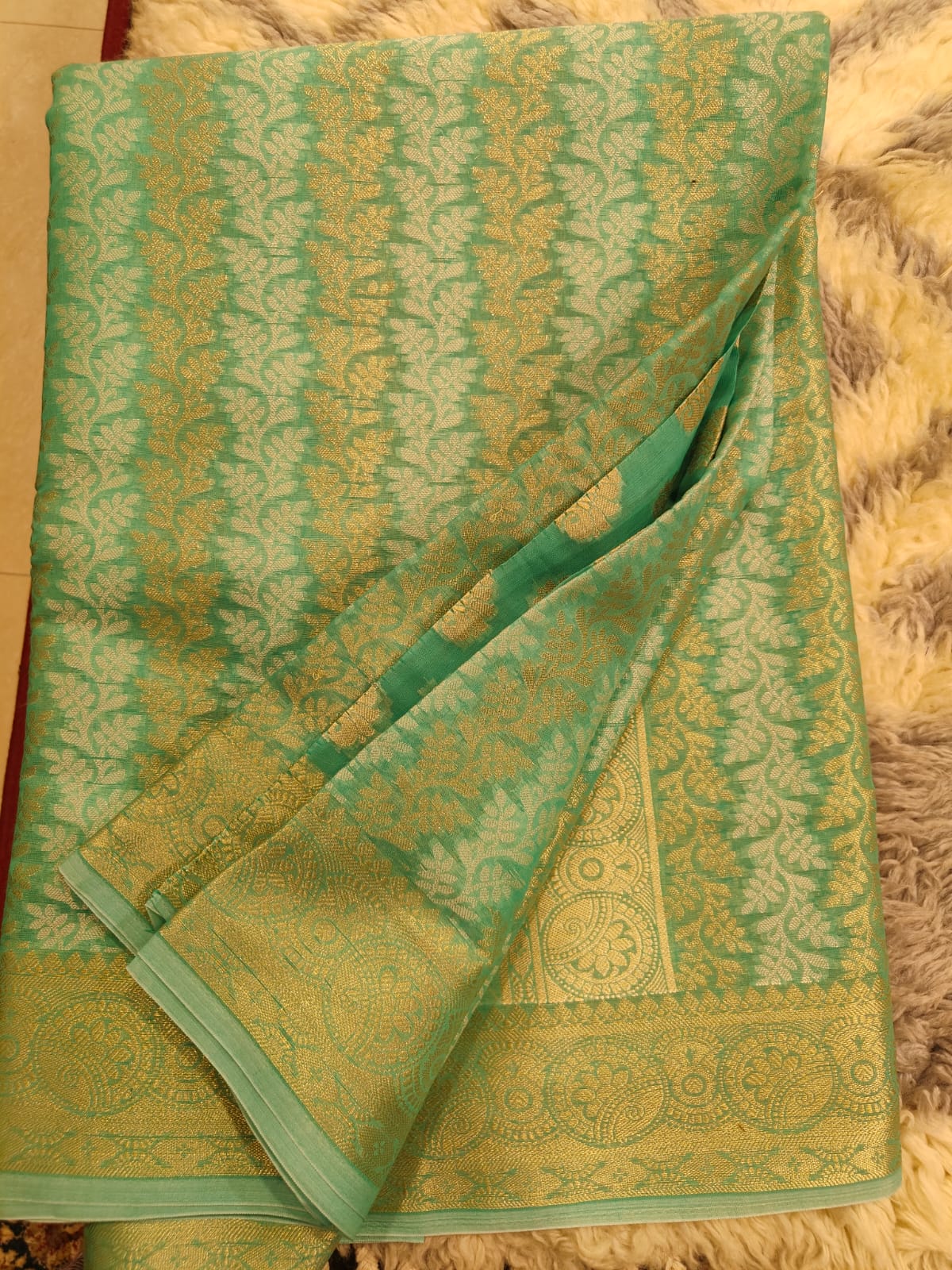 Classic chanderi silk banarasi saree with overall zari thread weaving.elegance and tradition.